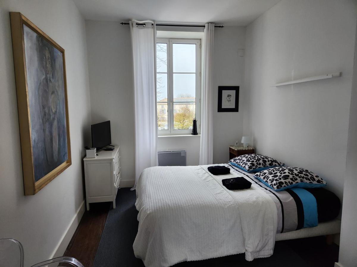 Maison Laurenza 2 chambres d'hôtes Saint-Jean-de-Liversay Extérieur photo